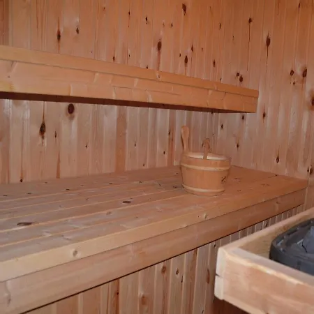Feriehus Three-bedroom Holiday In Henne *