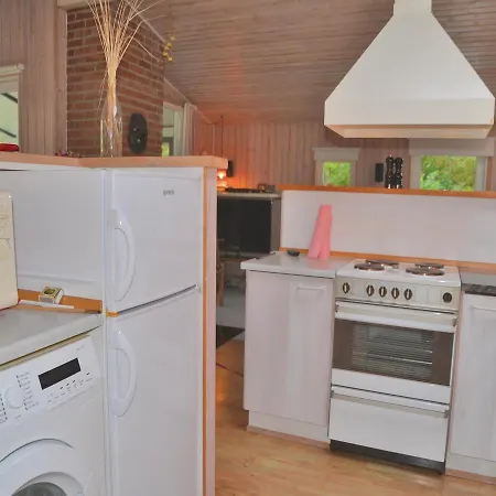 Three-bedroom Holiday In Henne Feriehus *