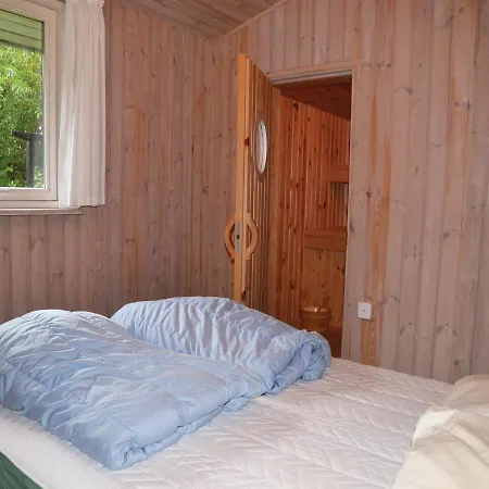 Three-bedroom Holiday In Henne Feriehus Henne Strand